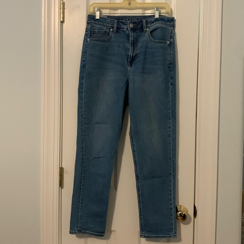American Eagle Mom Jean